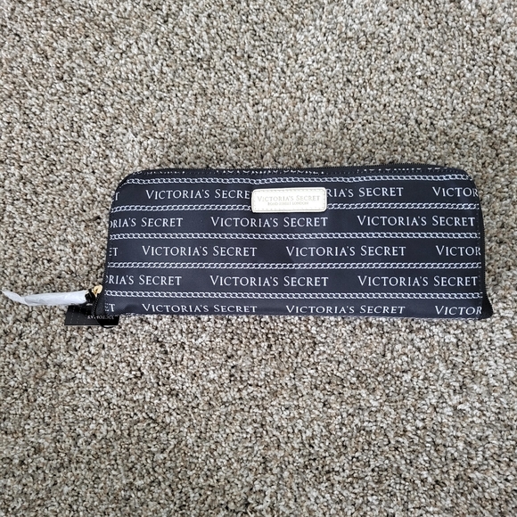 NWT Victoria secret weekend bag - Picture 5 of 6